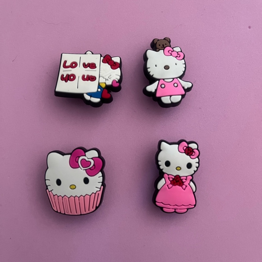 Hello Kitty Pink and White Doll Set